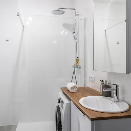 Apartamento Rentplanet - Miedziana